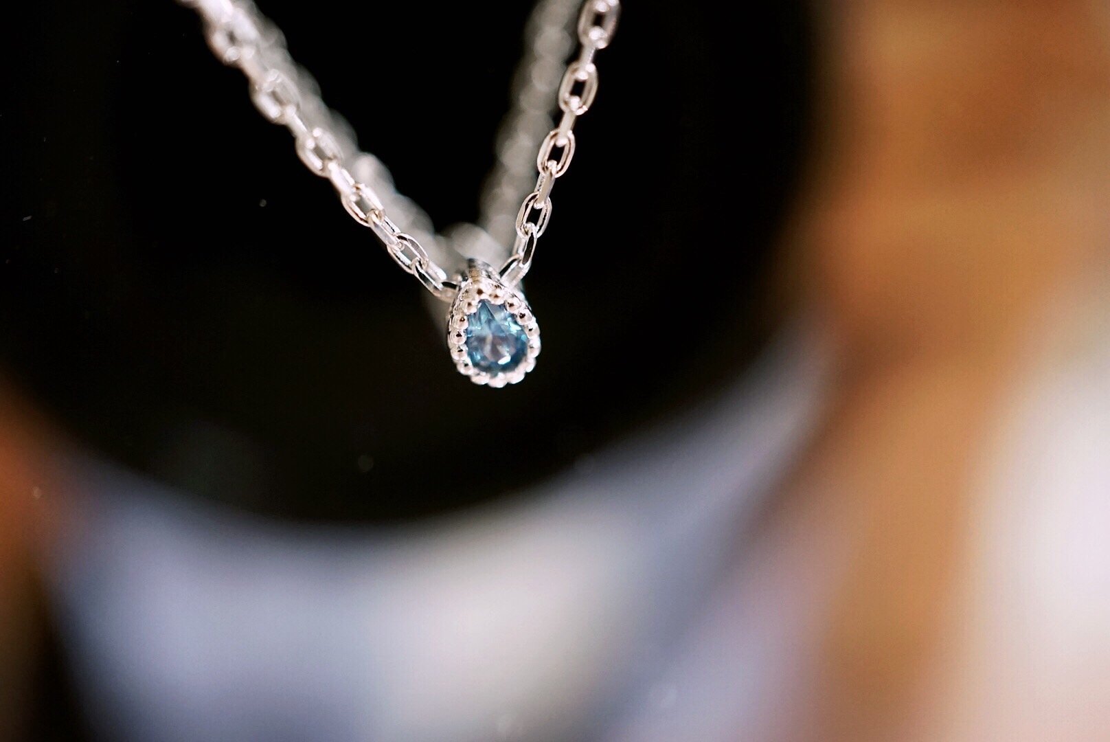 Noble Water Drop Pendant Necklac - 925 Sterling Silver (18K Gold plated) - Made in Korea - Palace Buy